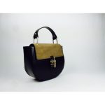 Bolso de piel con solapa animal