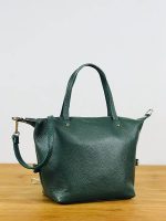 Bolso de piel bandolera con asas de mano