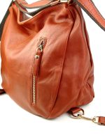 Bolso convertible en mochila con bolsillos exteriores