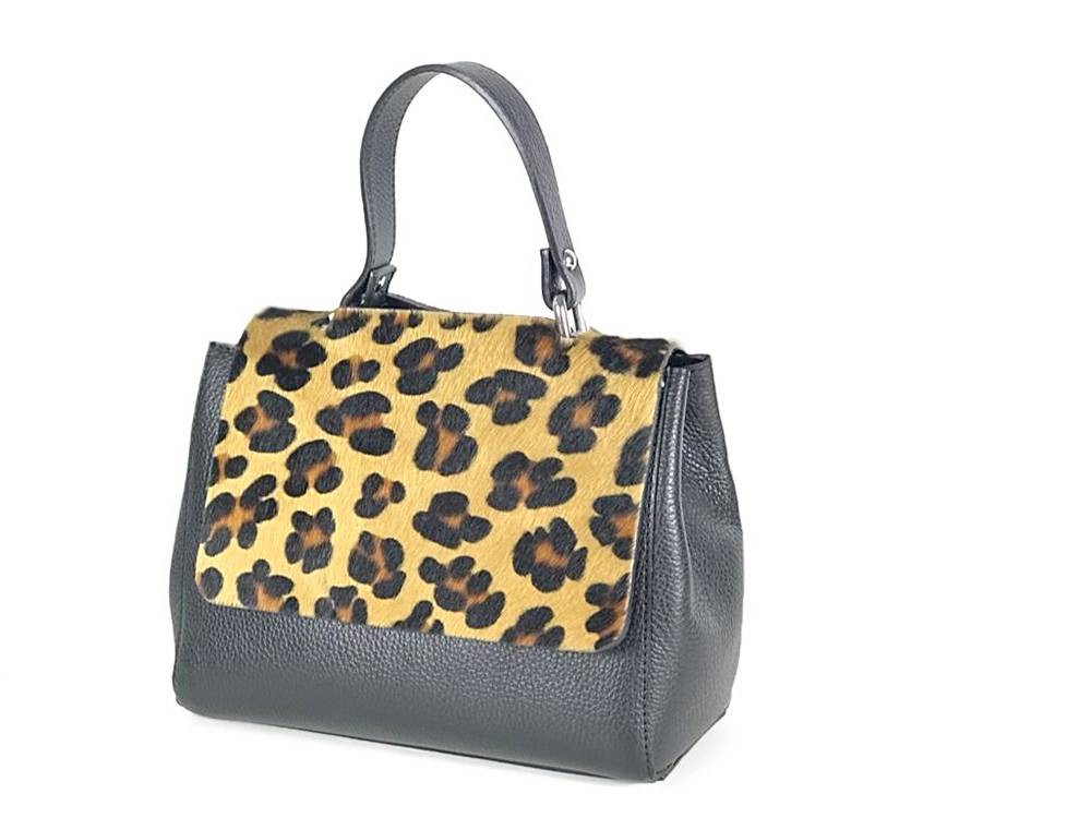 Bolso de piel artesanal con asa extensible Bolso de piel artesanal con asa extensible