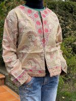 Chaqueta étcnica bordado a mano