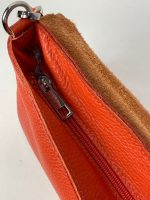 Bolso bandolera de piel con solapa