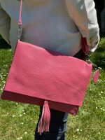 Bolso bandolera de piel con solapa