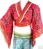 Top étnico con mangas acampanadas