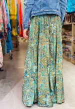 Pantalón ancho estampado estilo indio