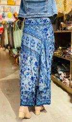 Pantalón ancho estampado estilo indio