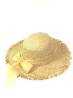 Sombrero de paja para mujer