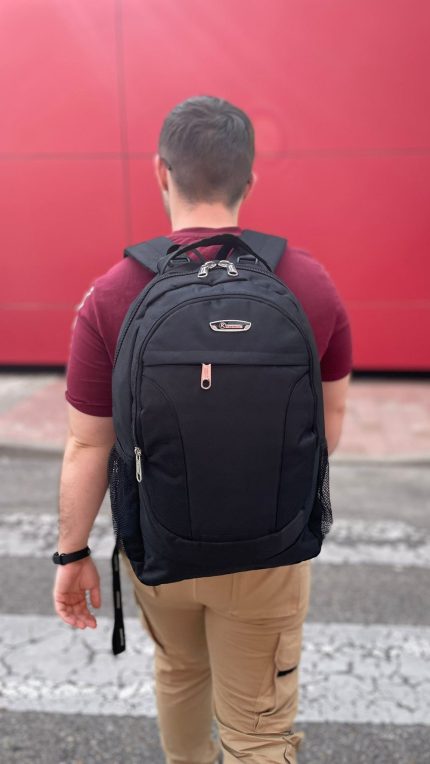 Mochila escolar con dos compartimentos