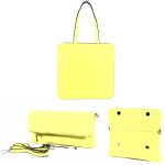 Bolso plano de piel con bolso interior