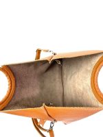 Bolso de mano de cuero natural