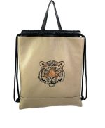 Mochila de piel con bordado tigre