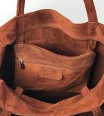 Bolso de piel con bolsillos exteriores