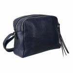 Bandolera de piel con tres bolsillos