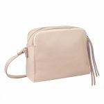 Bandolera de piel con tres bolsillos