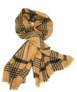 Bufanda con estampado a rayas