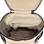 Mochila sintética grande con cremalleras