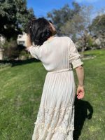 Vestido largo tipo boho con mangas