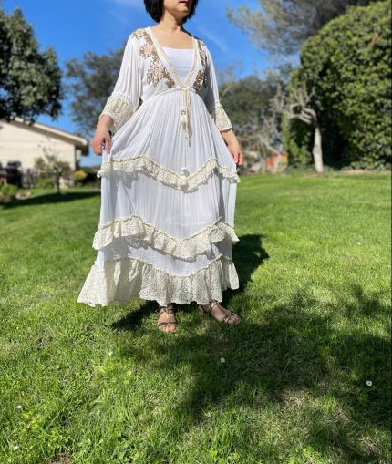 Vestido largo tipo bohemio con precioso diseño frontal
