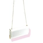 Bolsito Sintético con solapa magnética y asa de cadena