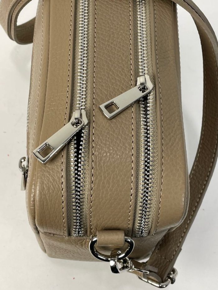 Bolso bandolera de piel con doble compartimento