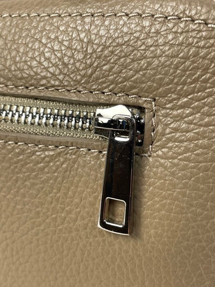 Bolso bandolera de piel con doble compartimento